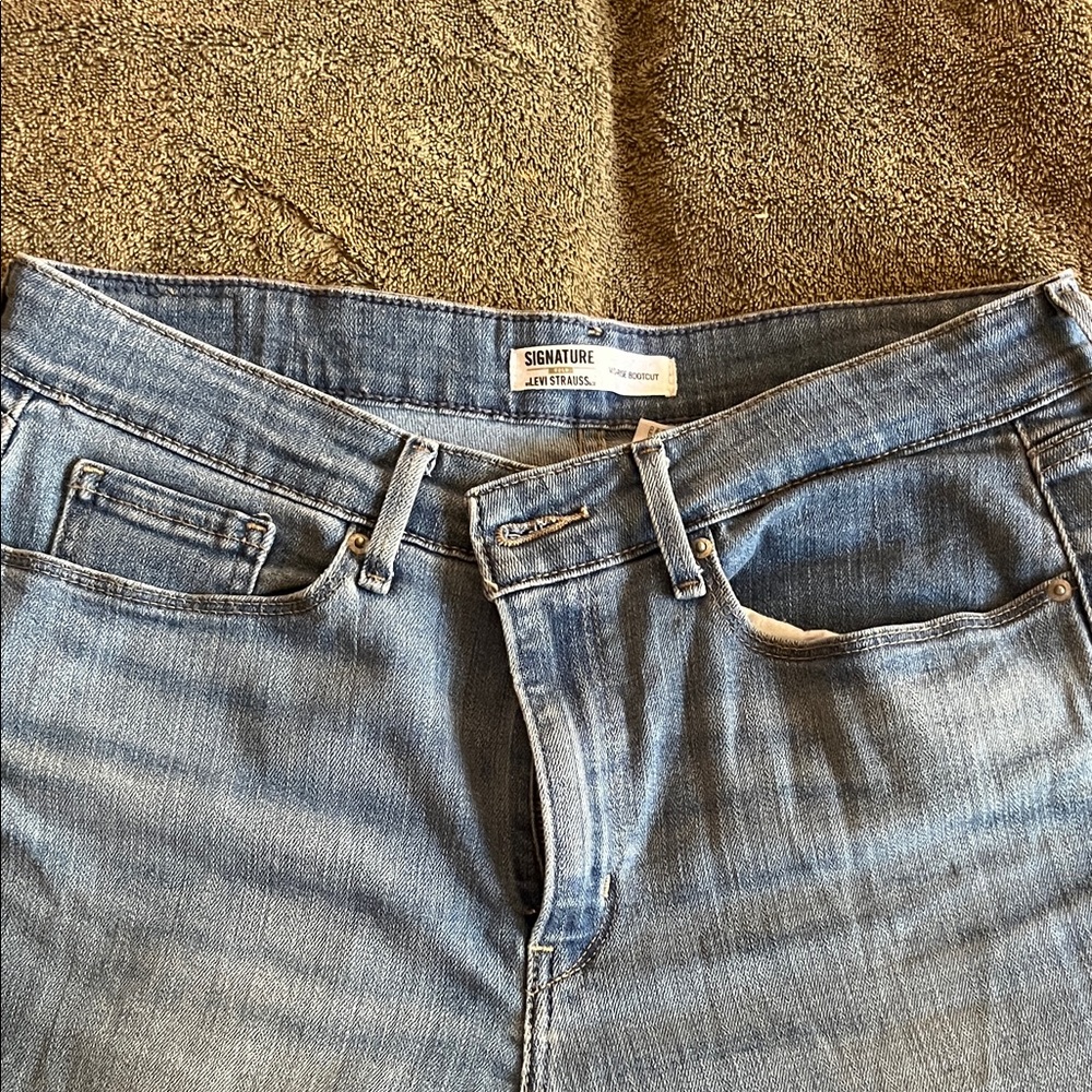 Judy Blue Distressed Jeans